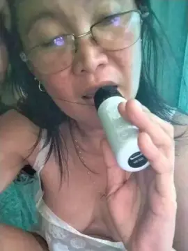 Cam4 Sex Chat of WildLady