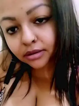 Cam4 Private Sex Chat of morenahot_hot2