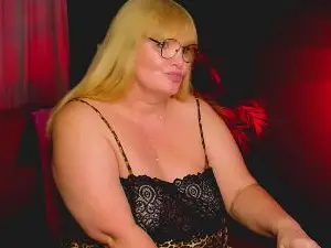 Cam4 Live Porn of NicoleKind