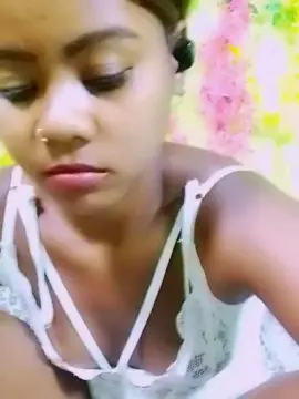 Cam4 Free Live Porn of ameline1