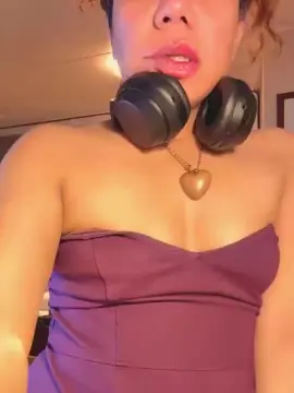 Cam4 Free Live Porn of asiacameronxxx