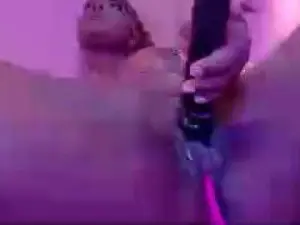 Cam4 Free Porn Cam of LoveQueen2