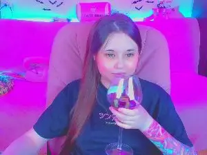 Cam4 Free Live Porn of lolisuccub
