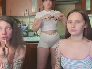 Cam4 Watch Live Sex Cams of HotCaramelsTrio