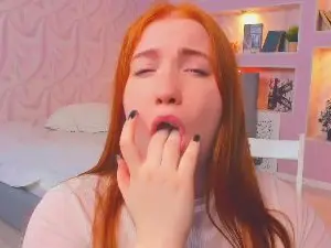 Cam4 Adult Webcam of GingerDryer