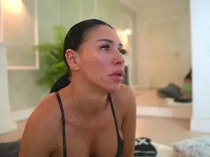 Cam4 Live Porn of MyaBlack