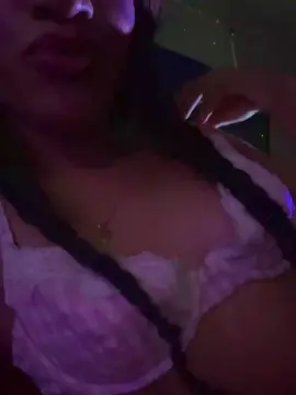 Cam4 Adult Webcams of Sarabombshell
