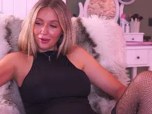 Cam4 Free Porn Cam of joannespoilme