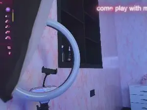 Cam4 Free Live Porn of BIANCA_ROYAL