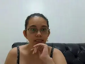 Cam4 Live Porn of simplesyndyxx