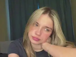 Cam4 Live Porn of LindseyWatah