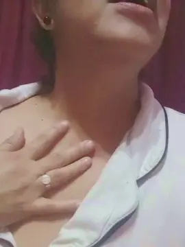 Cam4 Adult Webcam of Soy_Zoe69