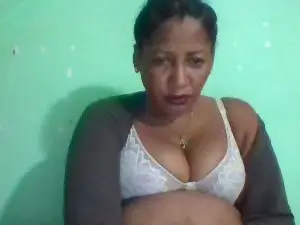 Cam4 Watch Live Sex Cams of LyndaBelle