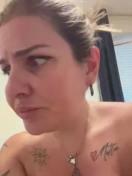 Cam4 Live Porn of Gatarubia