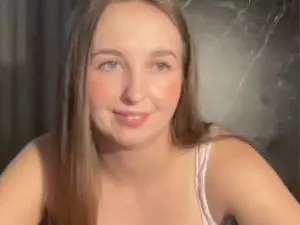 Cam4 Sex Cam of CharlotteReal