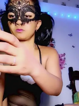 Cam4 Nude Webcam of queenny1