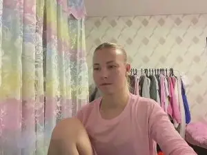 Cam4 Free Live Porn of LoganPersia