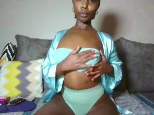 Cam4 Free Live Porn of chocolata26