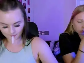Camsoda Free Live Porn of miss-courtney1