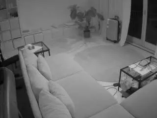 Camsoda Sex Cam of voyeurcam-julmodels-living-4