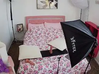 Camsoda Nude Webcam of voyeurcam-whitneyoc-01
