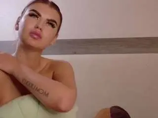 Camsoda Sex Cam of leonameilee