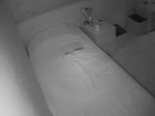 Camsoda Adult Video Chat of voyeurcam-julmodels-greybed-1