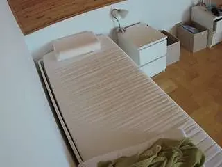 Camsoda Private Sex Chat of voyeurcam-julmodels-greybed-1