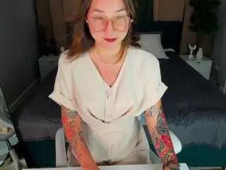 Camsoda Watch Live Sex Cams of debra-wadeee