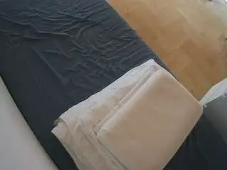 Camsoda Live Sex Cam of voyeurcam-julmodels-greybed-2