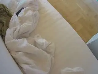 Camsoda Adult Webcams of voyeurcam-julmodels-greybed-2