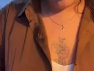 Camsoda Adult Webcam of xvarelylegalx