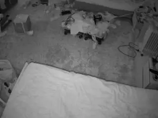 Camsoda Adult Webcams of voyeurcam-julmodels-whitebed-5