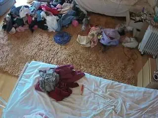 Camsoda Live Porn of voyeurcam-julmodels-whitebed-5