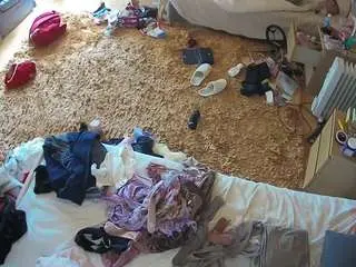 Camsoda Free Porn Cam of voyeurcam-julmodels-whitebed-5