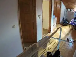 Camsoda Sex Cam of voyeurcam-julmodels-hall-2nd