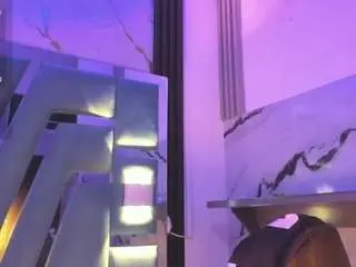 Camsoda Free Porn Cam of emii-brown