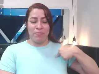 Camsoda Adult Video Chat of rhachel-evans