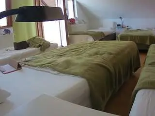 Camsoda Adult Webcam of voyeurcam-julmodels-bed-2