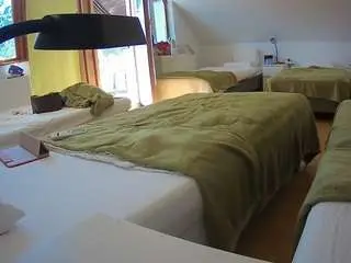Camsoda Live Sex of voyeurcam-julmodels-bed-2