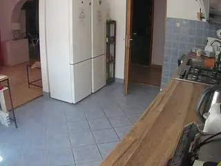 Camsoda Adult Webcams of voyeurcam-julmodels-kitchen
