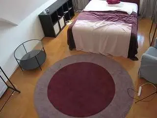 Camsoda Private Sex Chat of voyeurcam-julmodels-whitebed-1