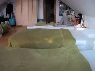 Camsoda Adult Webcam of voyeurcam-julmodels-bed-3