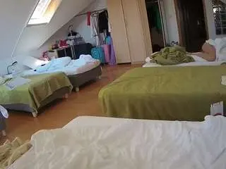 Camsoda Live Sex of voyeurcam-julmodels-bed-3