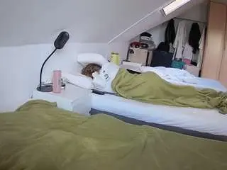 Camsoda Adult Video Chat of voyeurcam-julmodels-bed-4