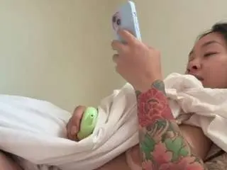 Camsoda Watch Live Sex Cams of trvnkitty