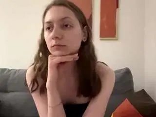 Camsoda Sex Cam of lorindaehr