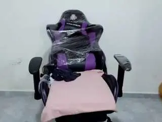 Camsoda Private Sex Chat of angel-lineage