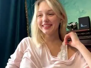 Camsoda Sex Cam of twannasanchec