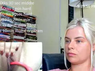 Camsoda Live Sex Cam of queenofthenighttt